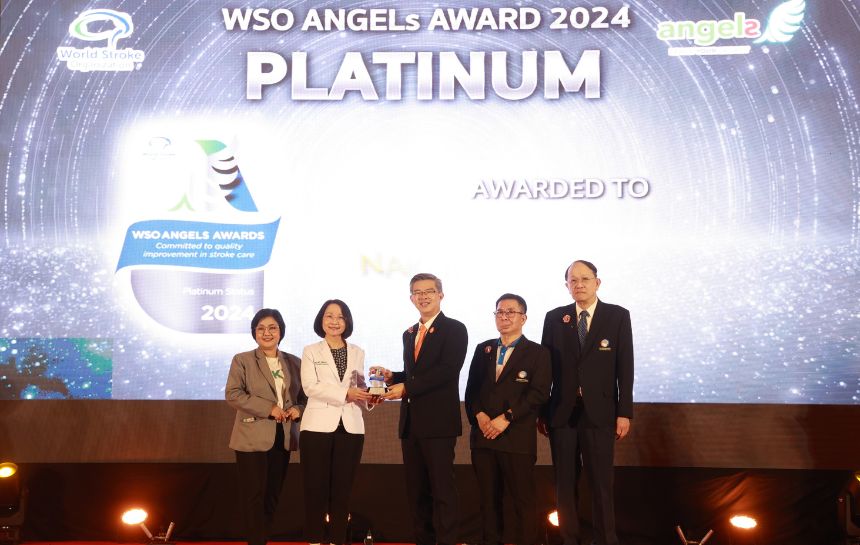 โรงพยาบาลนครธน ได้รับโล่รางวัลผ่านการรับรองคุณภาพศูนย์โรคหลอดเลือดสมองมาตรฐานกระทรวงสาธารณสุข (Standard  Stroke  Center Certification)  ระดับ 5 ดาว ปี 2568